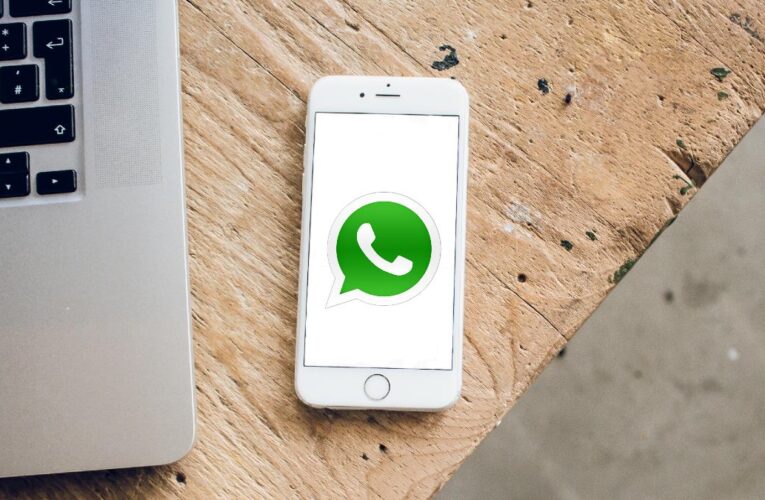 WhatsApp में iPhone यूजर्स के लिए आया स्पेशल फीचर, अब पहले से ज्यादा सुरक्षित होगा प्रोफाइल!